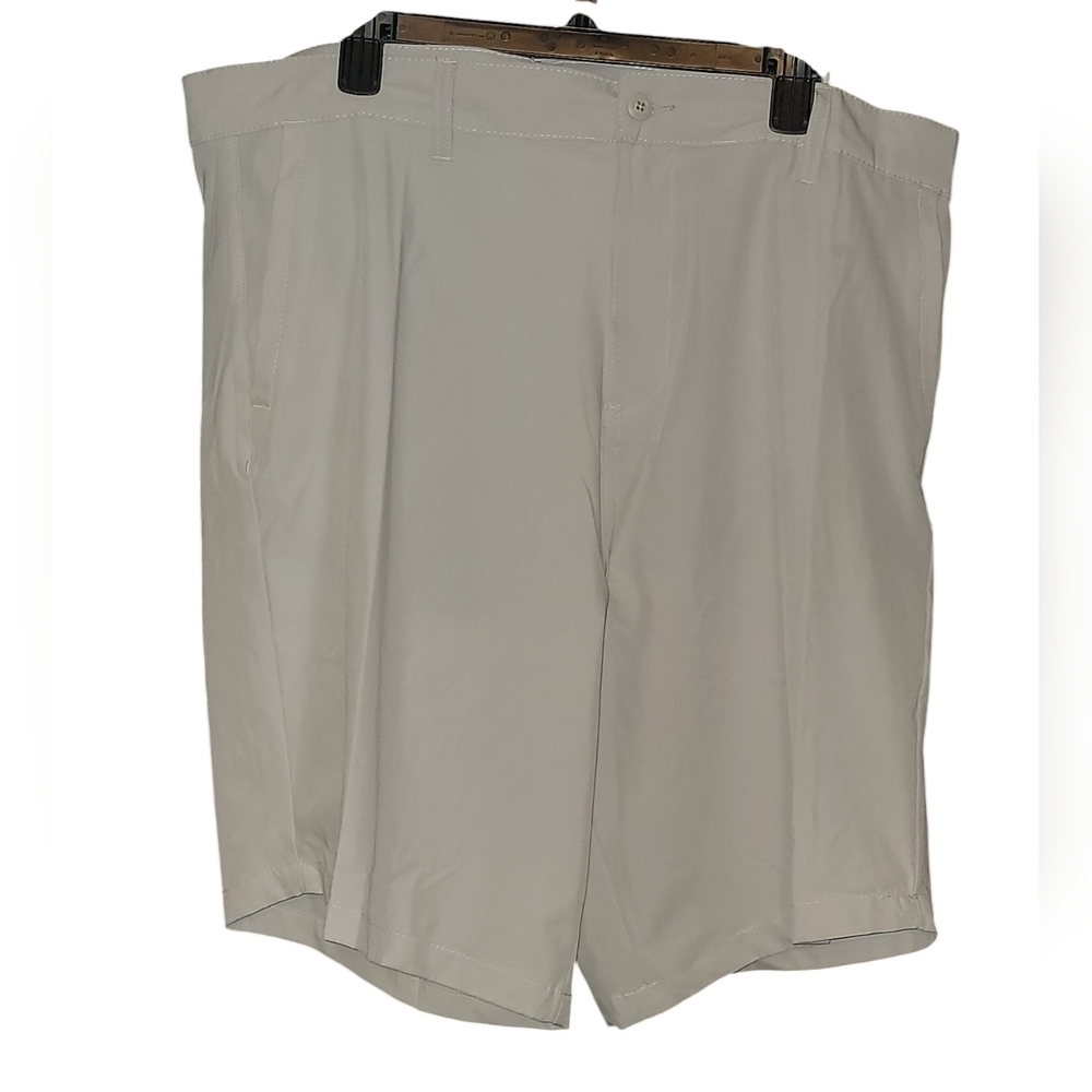 Iron Eagle Men's Cream Shorts size 42 NWT